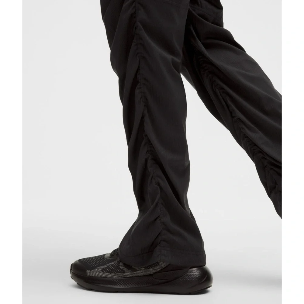NWT Lululemon Dance Studio Slim-Fit High-Rise Flared Pant Black Small